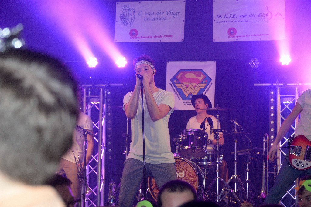 ../Images/Held op sokken feest 071.jpg